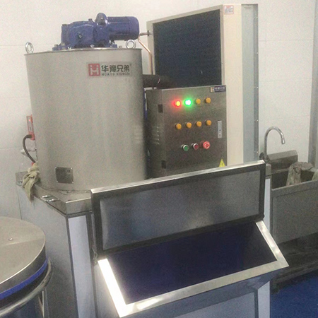 1吨片冰机全不锈钢交付江苏徐州某食品厂使用