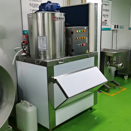 1吨片冰机全不锈钢交付广东深圳中央厨房使用