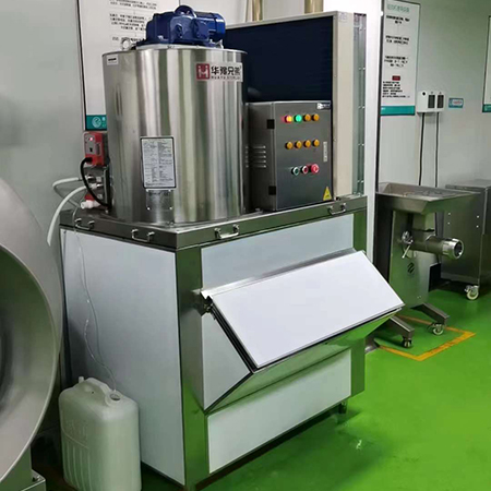 1000公斤食品级片冰机交付河南某食品厂