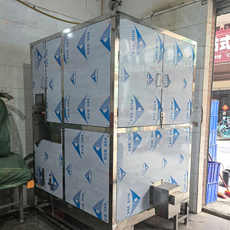 2吨颗粒冰机交付郑州海鲜批发市场