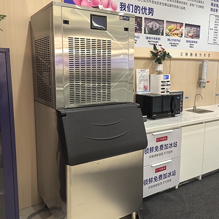 500公斤商用矿冰机交付郑州某连锁超市